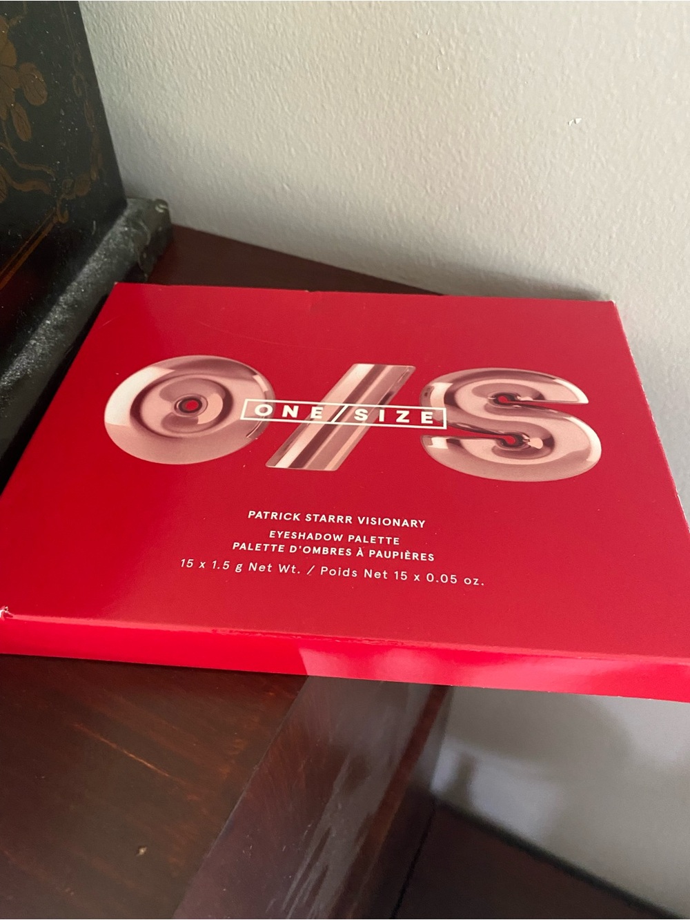 ONE/SIZE Patrick Starrr Visionary Eyeshadow Palette - Red new